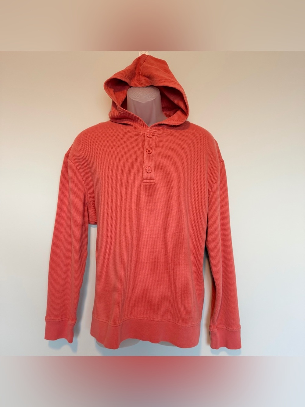 EUC | Men’s Gap Coral Orange Hooded Henley Pullover | Size XL
